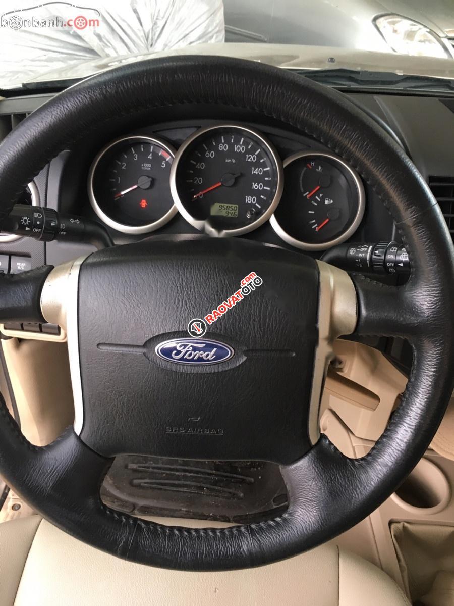 Cần bán xe Ford Everest 2.5MT đời 2009, màu bạc, giá 455tr-4