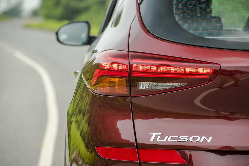 Hyundai Tucson 2019 ra mắt “đốn tim” khách Việt, giá tăng nhè nhẹ 4a