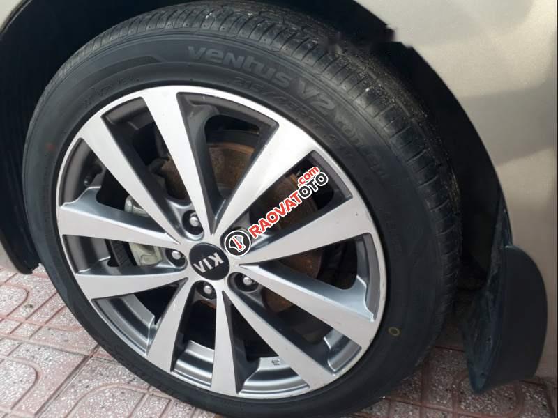 Bán Kia K3 2.0 đời 2016, xe còn nguyên zin như mới-1