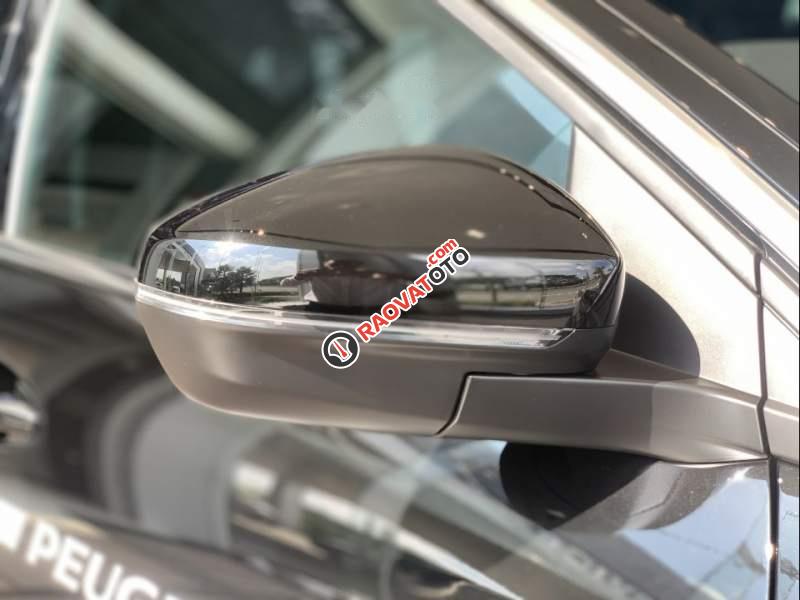 Bán Peugeot 5008 2019, màu đen, nhập khẩu-3