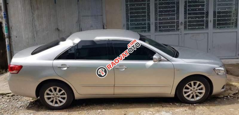 Cần bán gấp Toyota Camry AT sản xuất năm 2009, màu bạc, giá 620tr-2