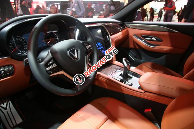 Bán ô tô VinFast LUX A2.0 Full Option (Nội thất da Nappa) 2019, màu đỏ (Giá 1 tỷ 3 đã bao gồm VAT - bàn giao xe T9.2019)-0