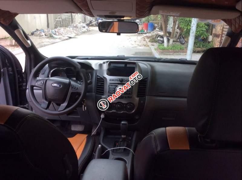 Bán xe Ford Ranger XLS 4x2 AT sản xuất năm 2017, màu đen chính chủ, giá 600tr-5