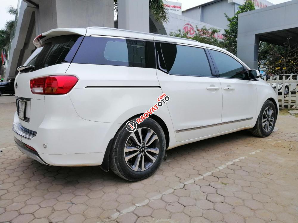Cần bán Kia Sedona 3.3 GATH đời 2016, màu trắng số tự động-4