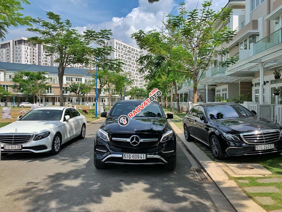 Bán xe Mercedes GLE400 coupe đen 2018 chính hãng dòng xe siêu sang-3