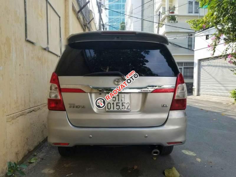 Cần bán lại xe Toyota Innova G đời 2014, màu bạc-1