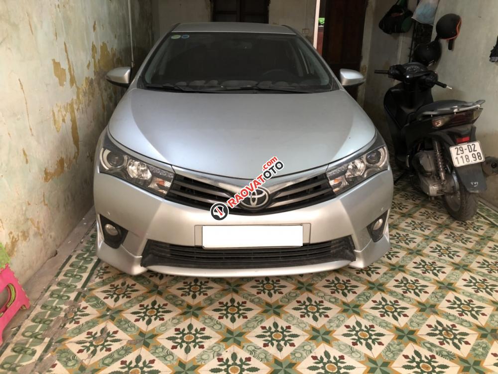 Bán Toyota Altis 2.0V màu bạc sản xuất 2014, model 2015, biển Hà Nội-0