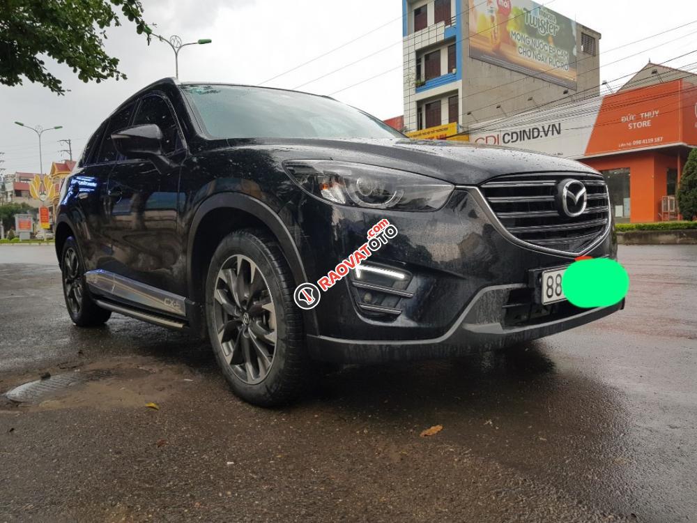 Bán xe Mazda CX 5 2.5 2017, màu đen, giá 780tr-0