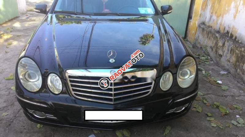 Cần bán lại xe Mercedes E200 sản xuất 2008, màu đen giá cạnh tranh-1