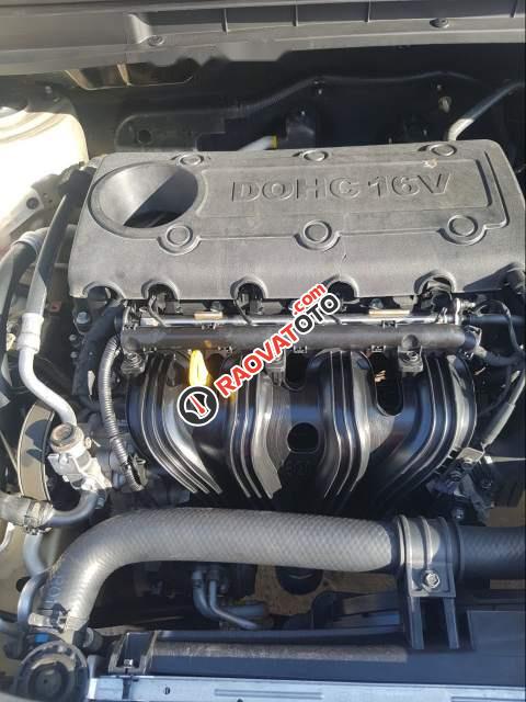 Cần bán Kia Carens MT năm 2011, chính chủ ký ủy quyền mua bán đều được-0