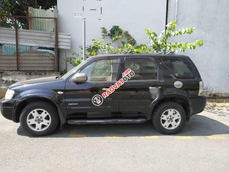 Bán Ford Escape 2.3L năm 2005, màu đen số tự động-0