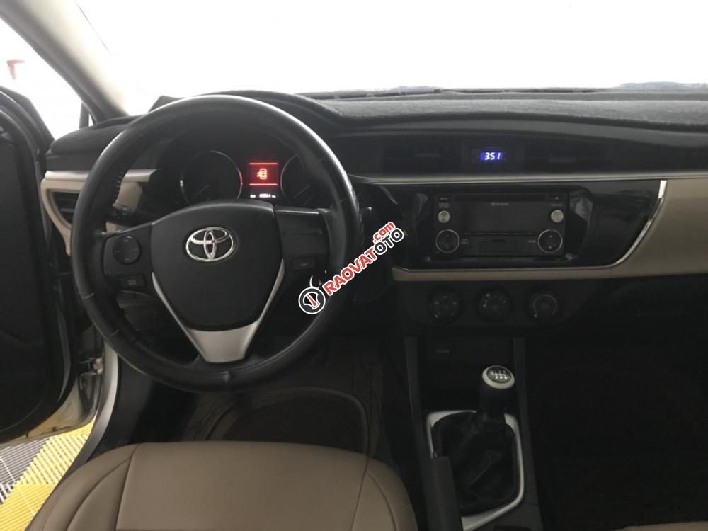 Bán Toyota Altis 1.8G màu bạc, số sàn, sản xuất 2014, mẫu mới xe đẹp-5