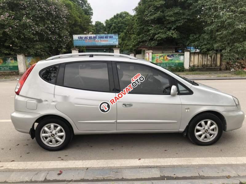 Cần bán lại xe Chevrolet Vivant MT đời 2009, màu bạc, xe đang còn rất tốt-3