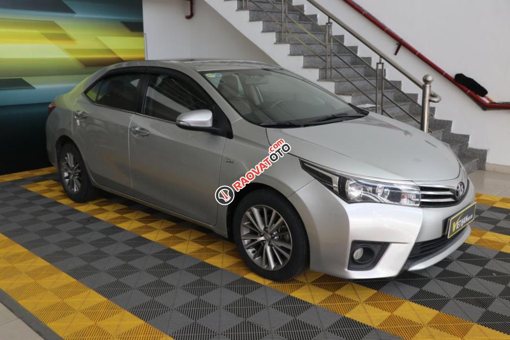 Cần bán Toyota Corolla altis G đời 2014, màu bạc, giá tốt-2