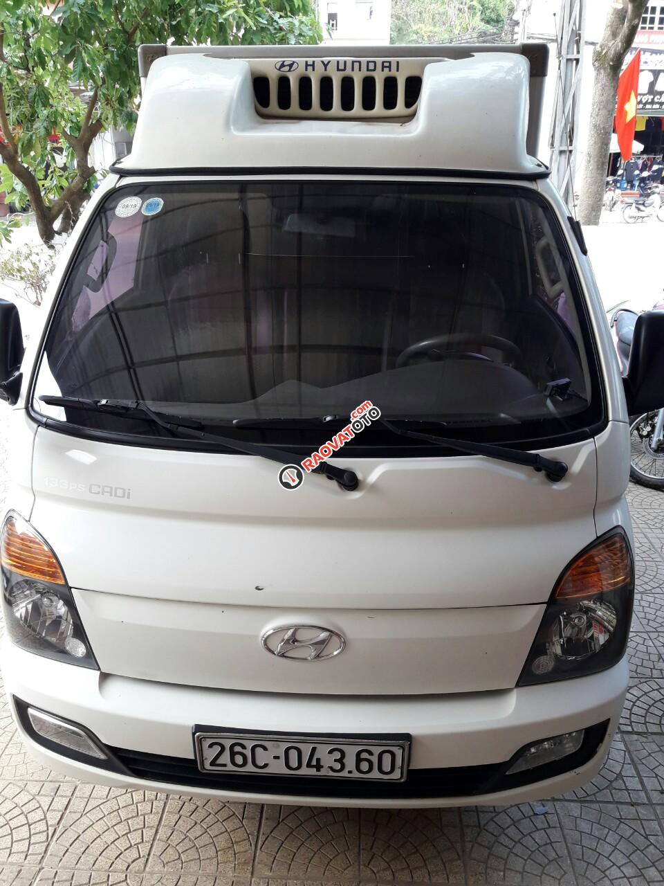 Cần bán gấp Hyundai Porter năm 2012, màu trắng, nhập khẩu nguyên chiếc-0