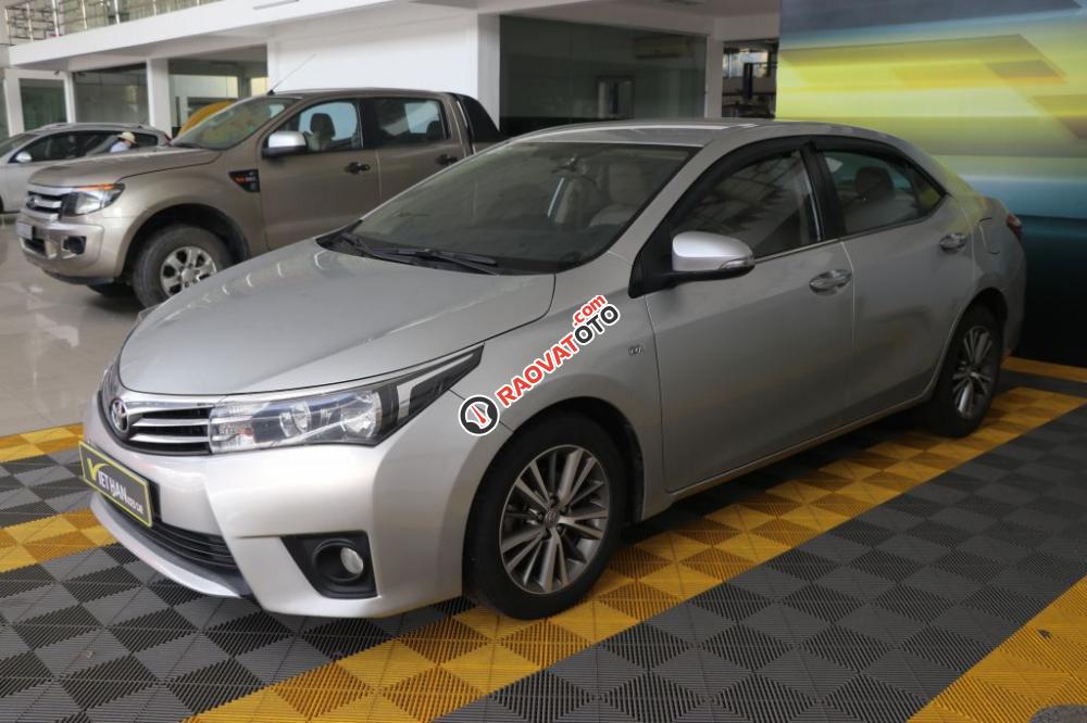 Cần bán Toyota Corolla altis G đời 2014, màu bạc, giá tốt-0