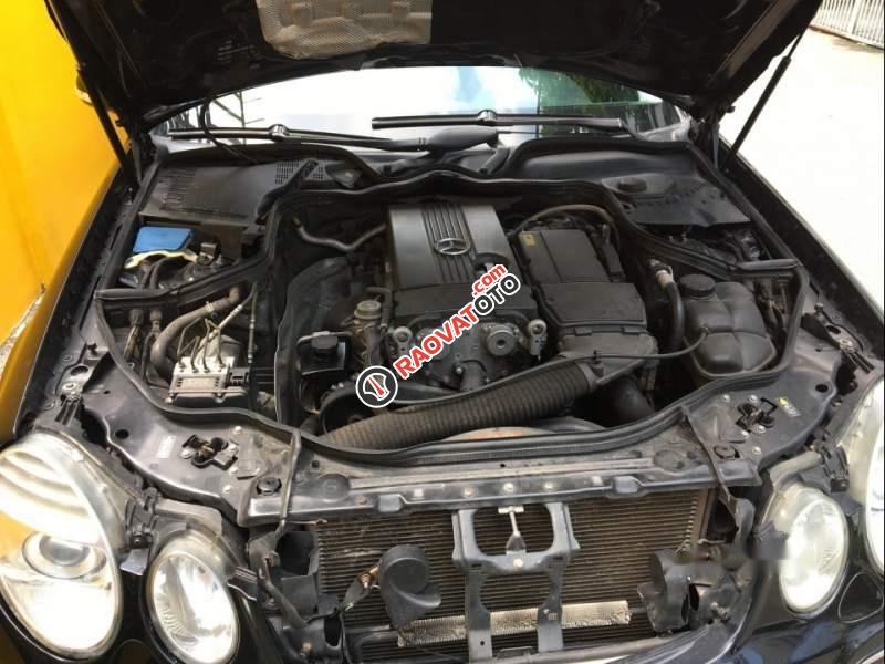 Bán xe Mercedes E200 năm 2008, màu đen, xe nhập -0