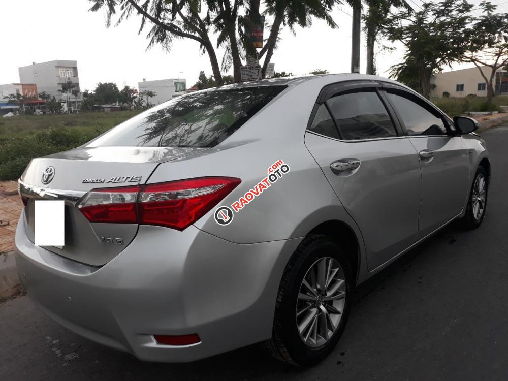 Bán Toyota Corolla altis G 1.8MT, màu bạc, sx 2014 form mới-1