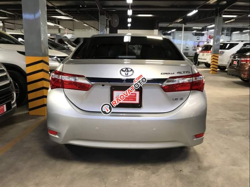 Cần bán xe Toyota Corolla altis 1.8G sản xuất 2016, màu bạc-2