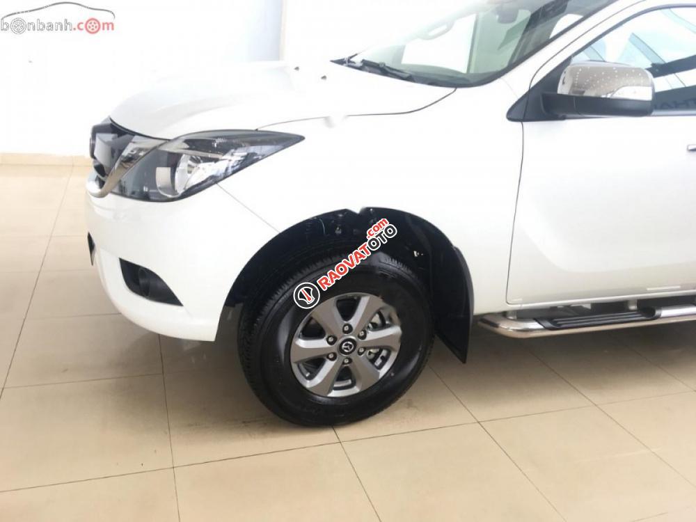Cần bán xe Mazda BT 50 MT năm 2019, màu trắng, nhập khẩu nguyên chiếc, giá 589tr-1