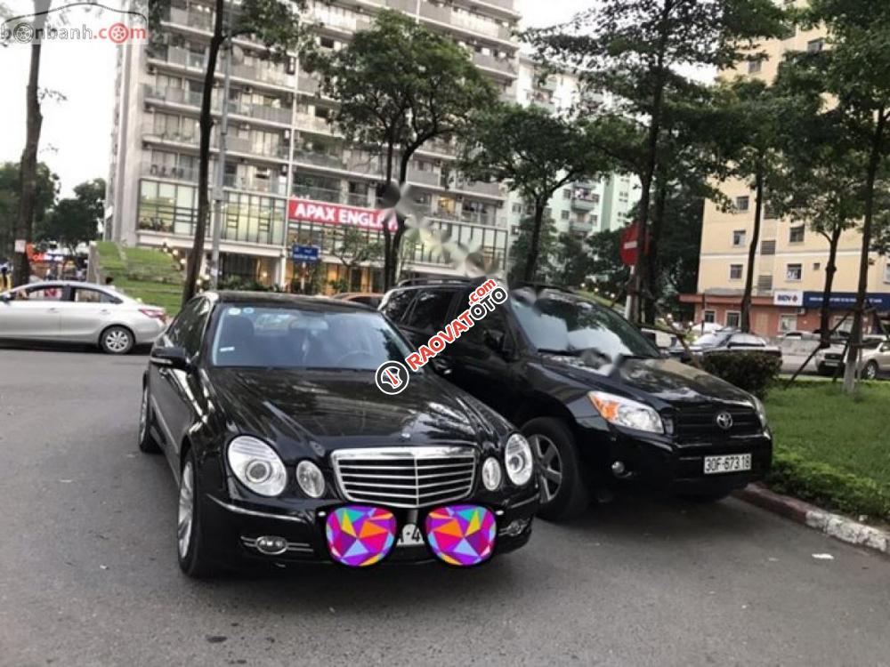 Bán xe Mercedes E200 2008, màu đen chính chủ-0