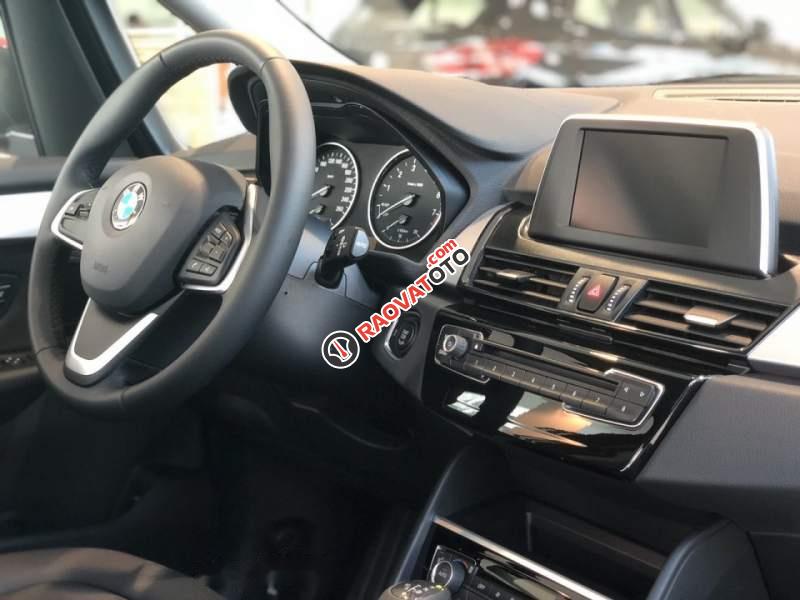 Cần bán xe BMW 2 Series 218i 2019, màu đỏ, nhập khẩu nguyên chiếc-1