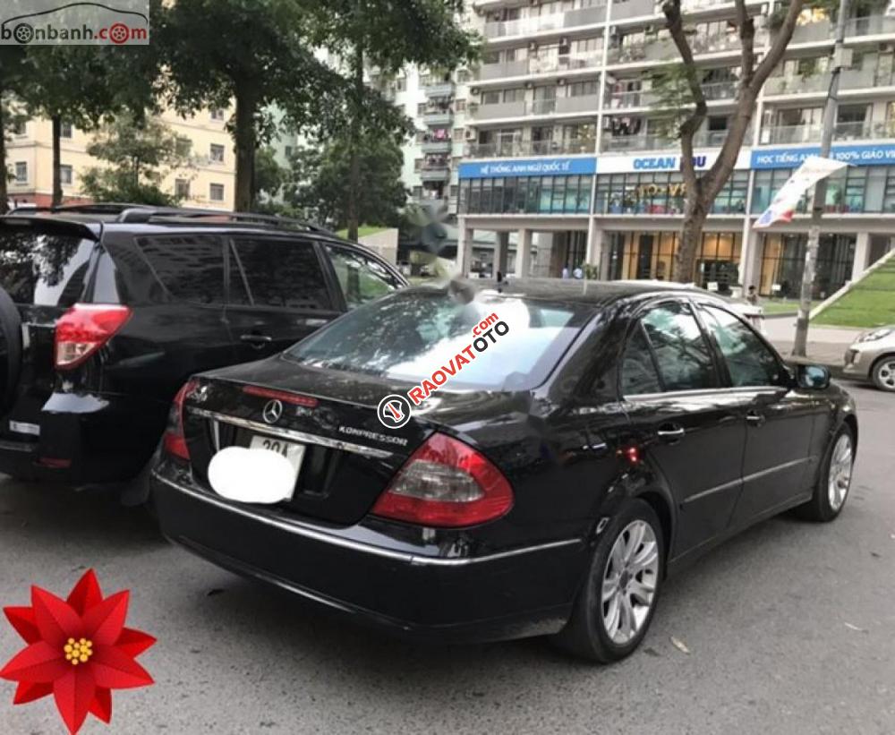 Bán xe Mercedes E200 2008, màu đen chính chủ-3