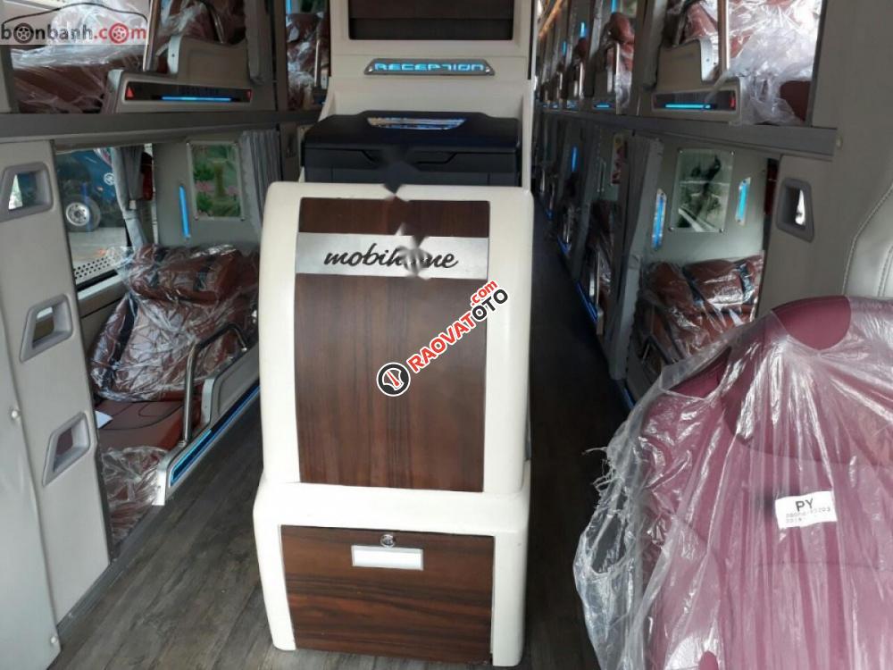 Cần bán xe Thaco Mobihome TB120SL đời 2019, hai màu-5