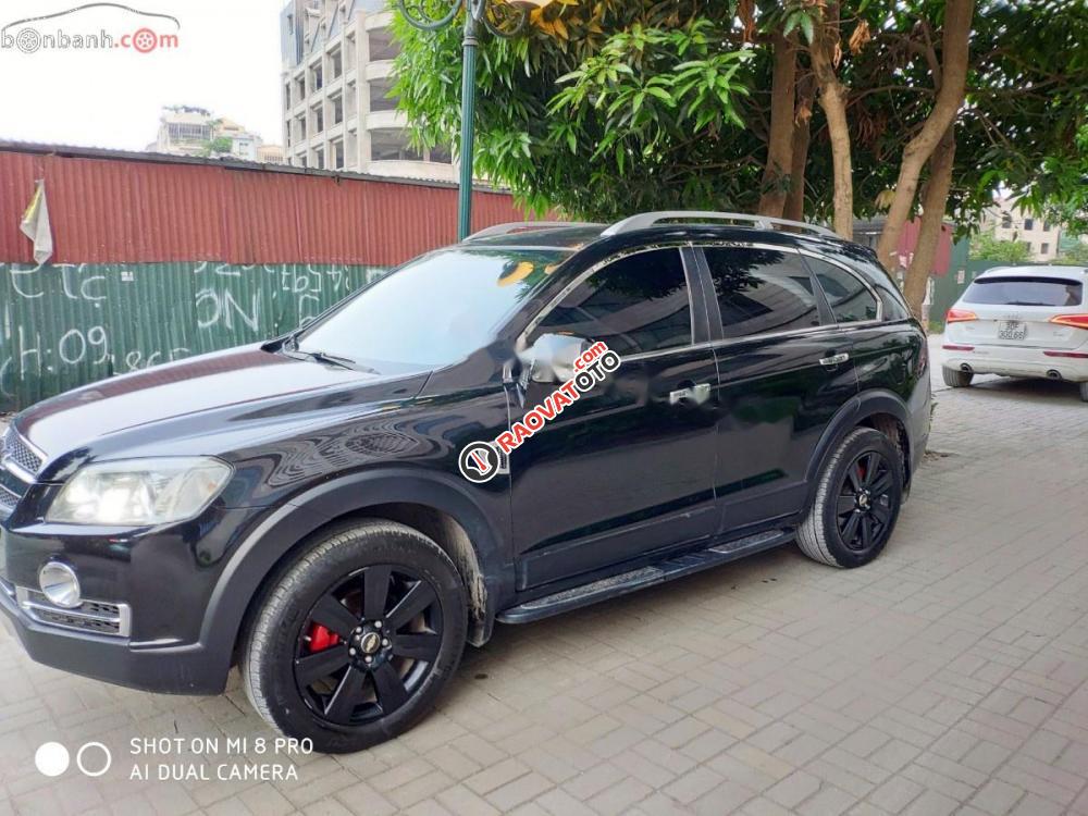 Bán xe Chevrolet Captiva LTZ 2010, màu đen, chính chủ -1