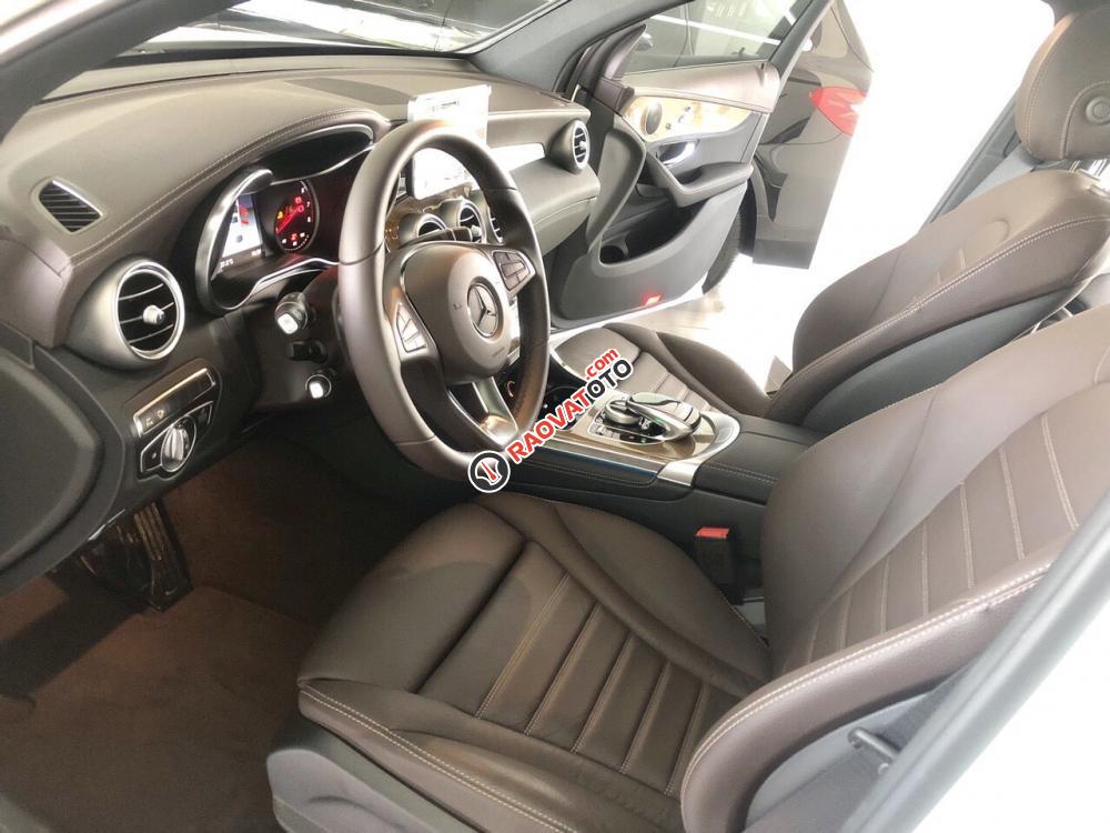 Xe nhập khẩu - giá xe Mercedes GLC 300 Coupe 4Matic, thông số kỹ thuật, giá lăn bánh, khuyến mãi 11/2019-3