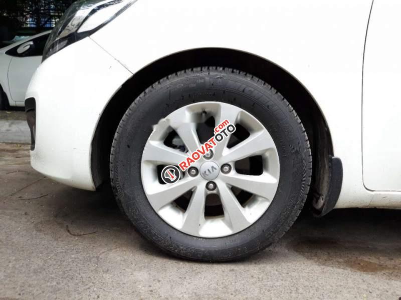 Cần bán Kia Rio AT 2014, màu trắng, nhập khẩu nguyên chiếc xe gia đình -4
