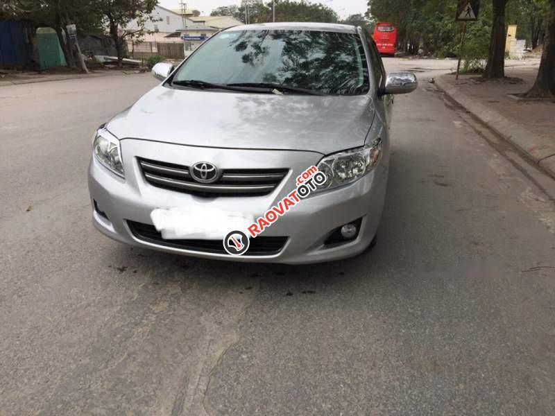 Cần bán xe Toyota Corolla altis AT đời 2010, màu bạc, nhập khẩu nguyên chiếc  -0