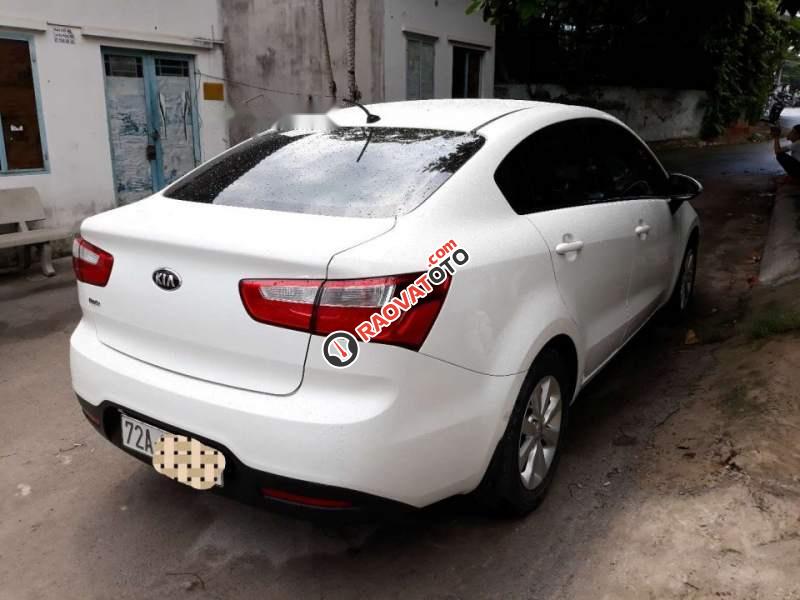 Cần bán Kia Rio AT 2014, màu trắng, nhập khẩu nguyên chiếc xe gia đình -1