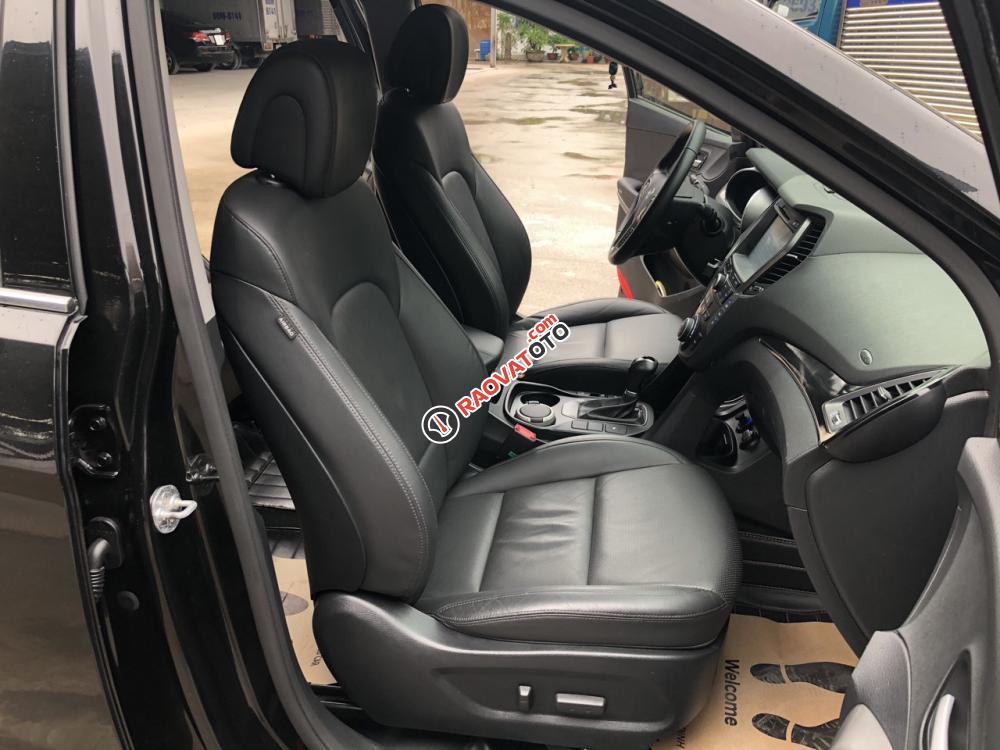 Bán Hyundai Santa Fe 2.4AT, 4WD Full xăng, màu đen, đời 2015, biển SG-7