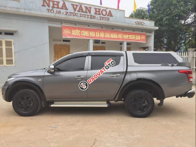 Bán xe Mitsubishi Triton 4x2 AT năm sản xuất 2016, màu xám, nhập khẩu Thái Lan-2