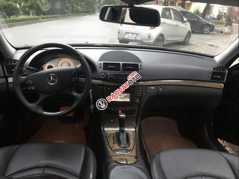 Bán xe Mercedes E200 năm 2008, màu đen số tự động, 455tr-1