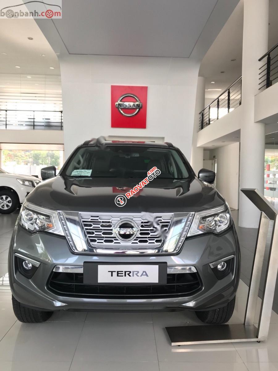 Bán Nissan Terrano V 2.5 AT 4WD sản xuất năm 2018, màu xám, nhập khẩu Thái-3