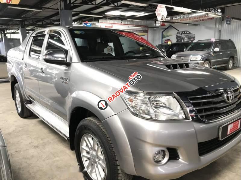 Bán Toyota Hilux 3.0G đời 2015, màu bạc, số sàn-5