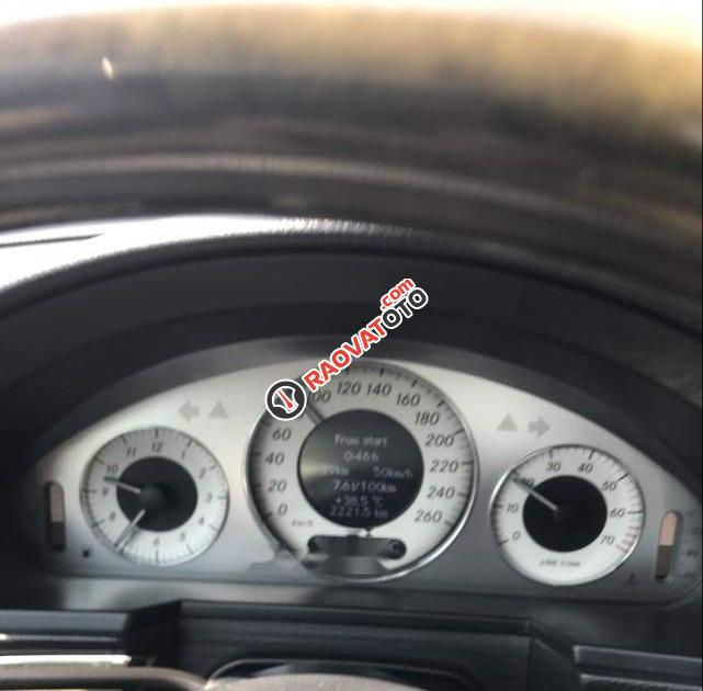 Bán xe Mercedes E200 năm 2008, màu đen số tự động, 455tr-0