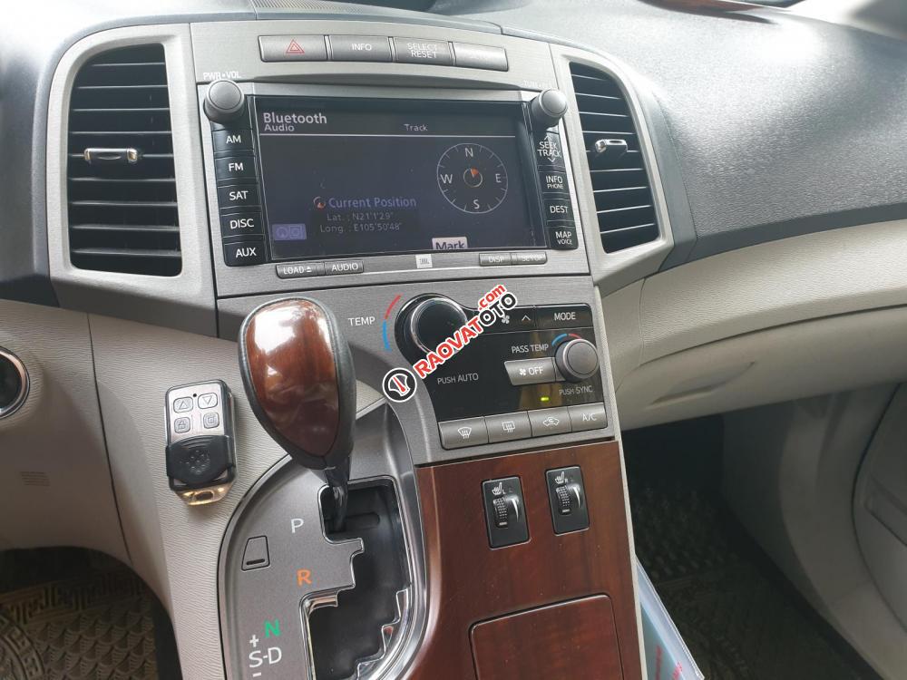 Bán xe Toyota Venza 2.7 AT full option đời 2009, màu đen, nhập khẩu-6