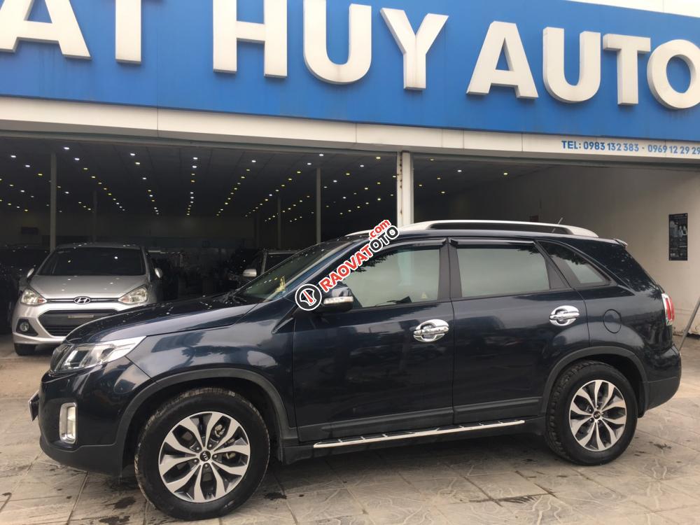 Cần bán Kia Sorento DATH sản xuất năm 2017, Số tự động, máy dầu-8