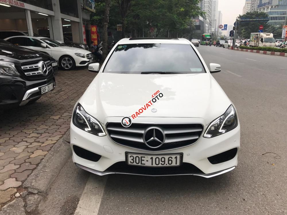Bán Mercedes E250 AMG 2015, màu trắng-0