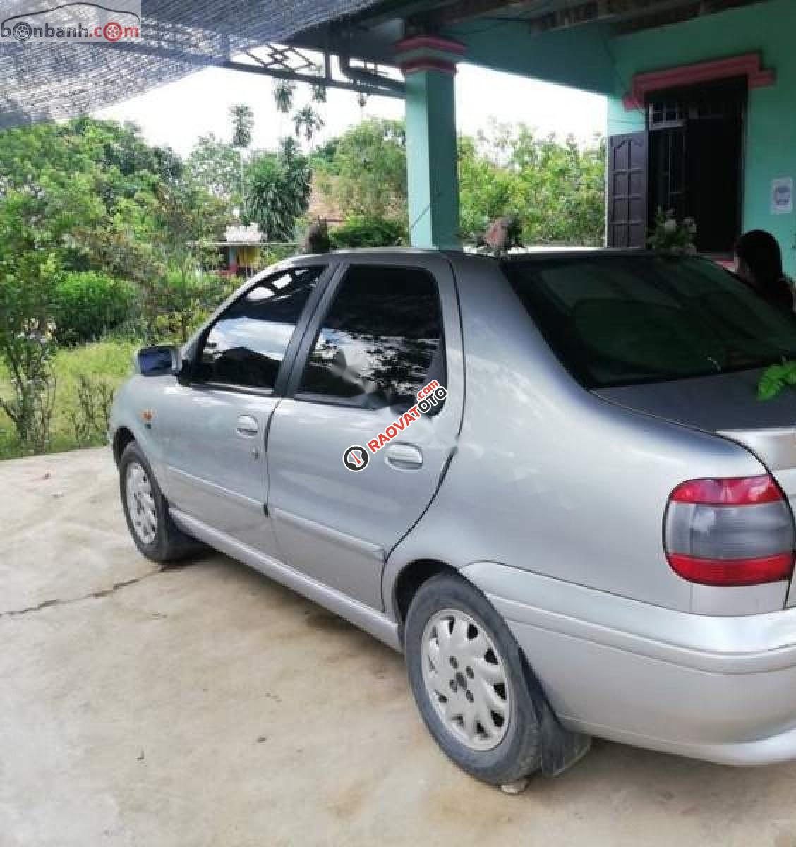 Cần bán gấp Fiat Siena HLX 1.6 năm 2003, màu bạc  -1