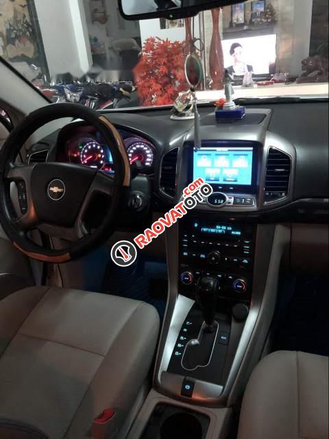 Cần bán Chevrolet Captiva LTZ sản xuất năm 2015, màu trắng xe gia đình-1