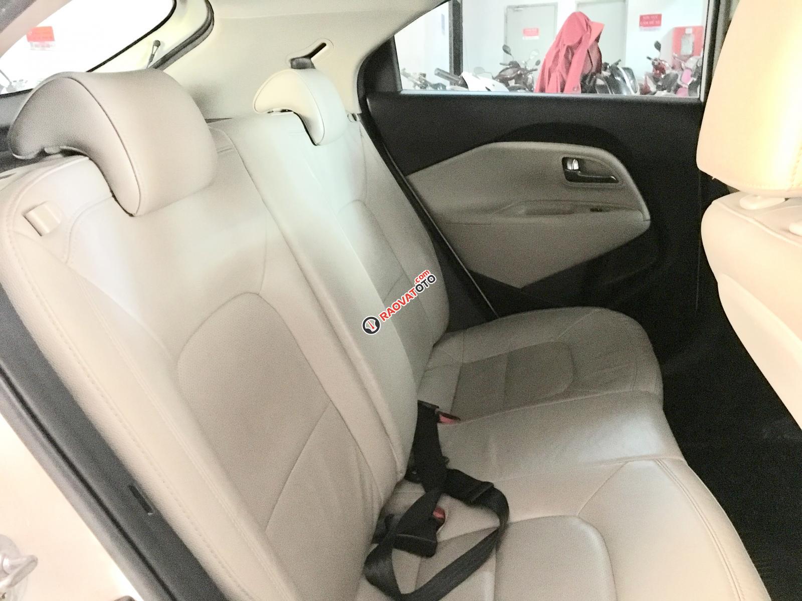 Bán ô tô Kia Rio đời 2014 AT, màu trắng, xe nhập, 420 triệu-0