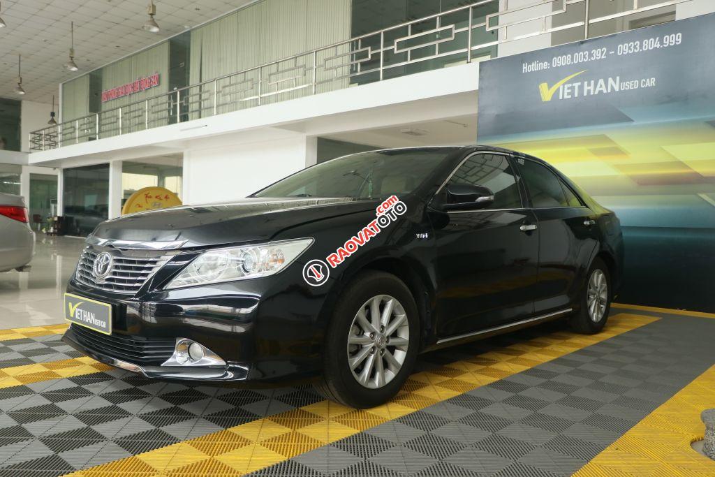 Bán Toyota Camry E 2.0AT đời 2012, màu đen-0