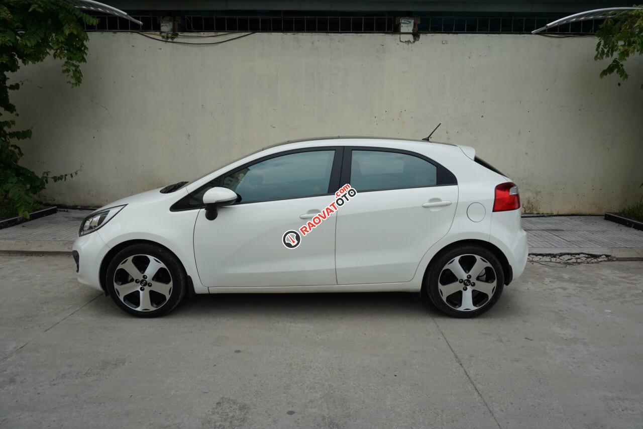 Bán ô tô Kia Rio đời 2014 AT, màu trắng, xe nhập, 420 triệu-4
