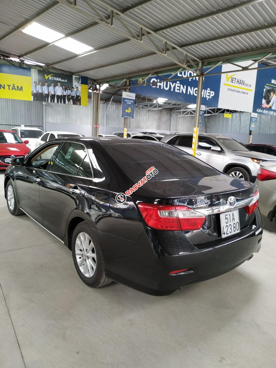 Bán Toyota Camry 2.0E màu đen, số tự động sản xuất cuối 2012, mẫu mới biển Sài Gòn-3