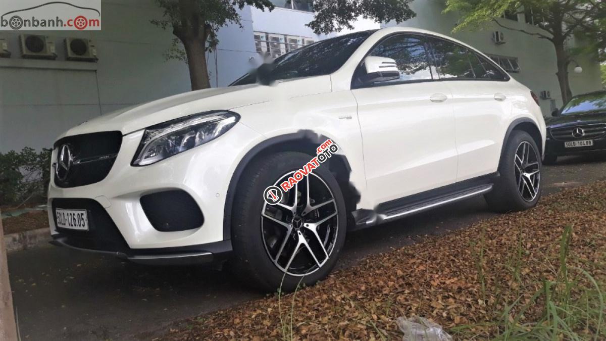 Cần bán Mercedes GLE43 2018, màu trắng, nhập khẩu nguyên chiếc-4