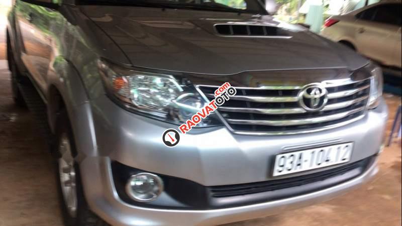 Bán Toyota Fortuner G 2013, màu bạc, giá 710tr-1